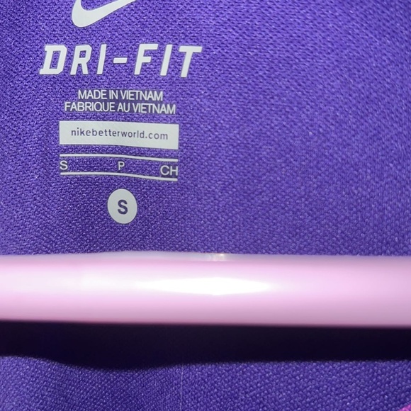 nike running quarter zip - Picture 3 of 3